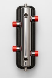 BRH hidraulikus váltó / szigetelt hidraulikus blokk, rozsdamentes acél, szigeteléssel, 2 db óracsatlakozással, D102x480 mm, 4x5/4" / 4 db 5/4"-os csatlakozással + 2 db 1/2"-os csatlakozási ponttal, 4 m3/h, 70 kW-os kivitel, BRH 969 / BRH-96